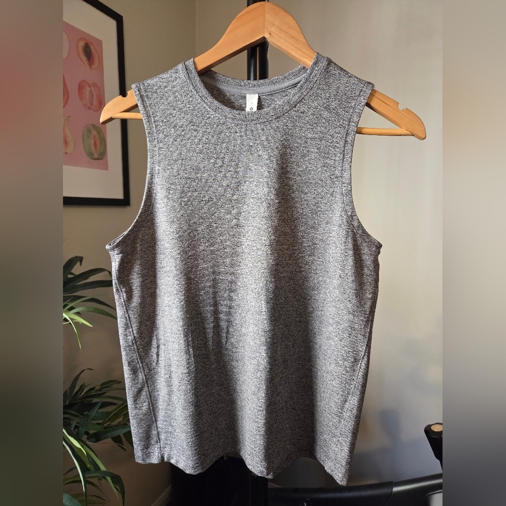 LULULEMON License To Train Classic Fit Top 4/S Heathered Gray